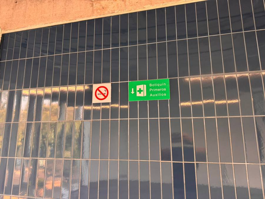 Señalización de protección civil — Nuevo Edificio, Facultad de Filosofía y Letras, CU